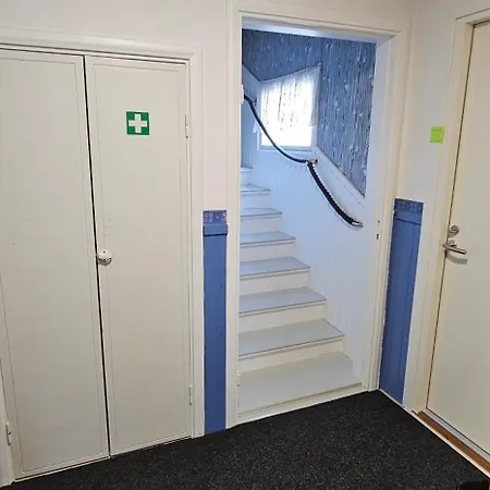 Air Contioned And Furnished Half Of Semi Detached House *