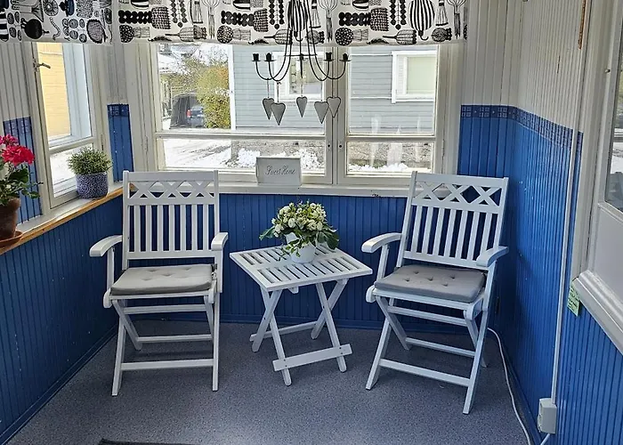 Air Contioned And Furnished Half Of Semi Detached House Apartman Rauma