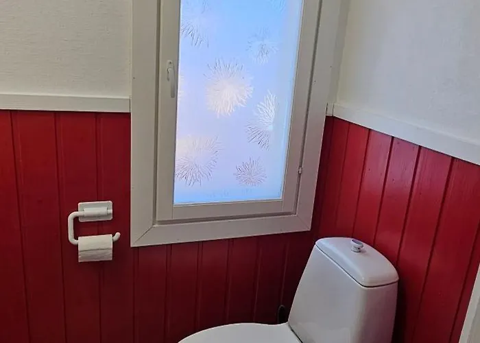 Apartman Air Contioned And Furnished Half Of Semi Detached House *