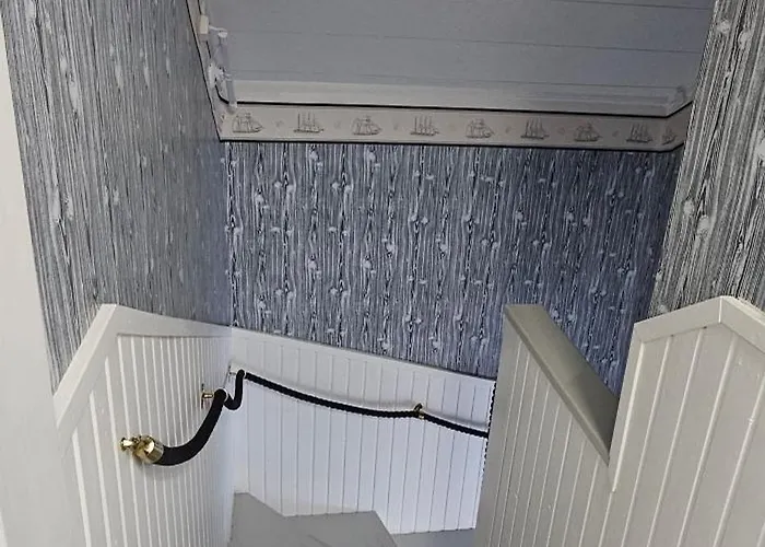 Air Contioned And Furnished Half Of Semi Detached House Apartman Rauma