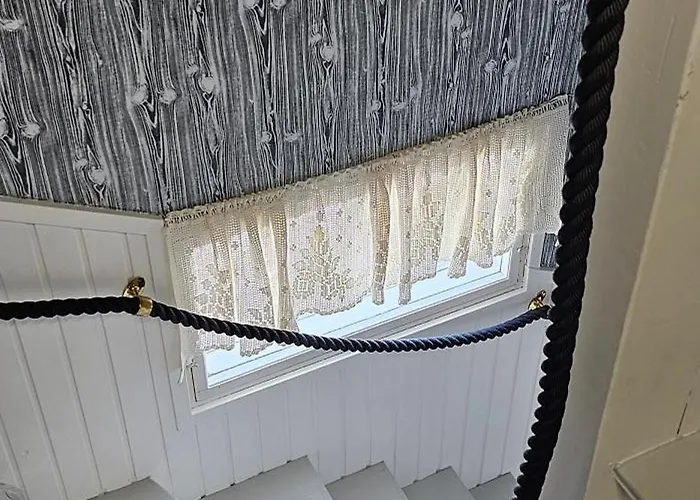 Air Contioned And Furnished Half Of Semi Detached House Apartman Rauma