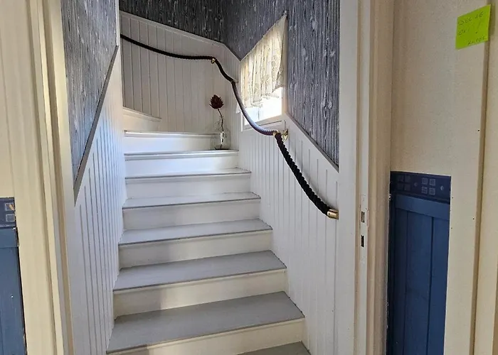 Air Contioned And Furnished Half Of Semi Detached House Apartman Rauma