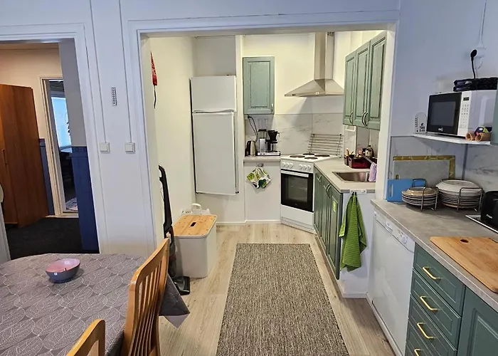 Apartman Air Contioned And Furnished Half Of Semi Detached House *