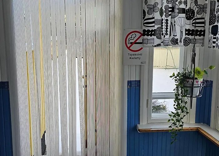 Air Contioned And Furnished Half Of Semi Detached House Apartman *